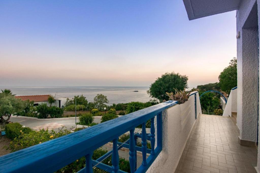 Appartement Creta Sky à Achlia Extérieur photo
